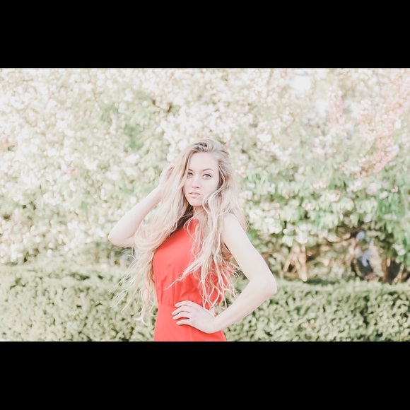 Meet your Posher, Ashley - Picture 1 of 6